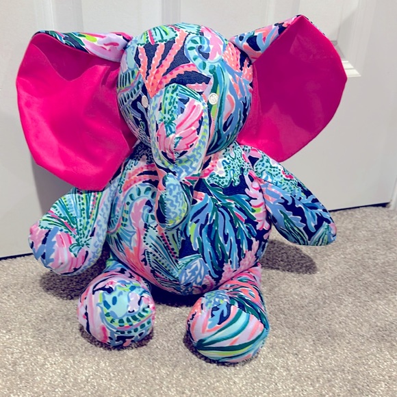 Market Tote in Elephant Ears by Lilly Pulitzer main image 0